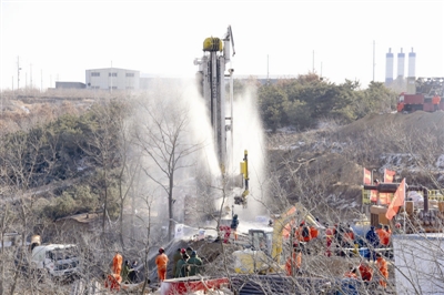 山東棲霞笏山金礦事故井下有回應了(圖1)